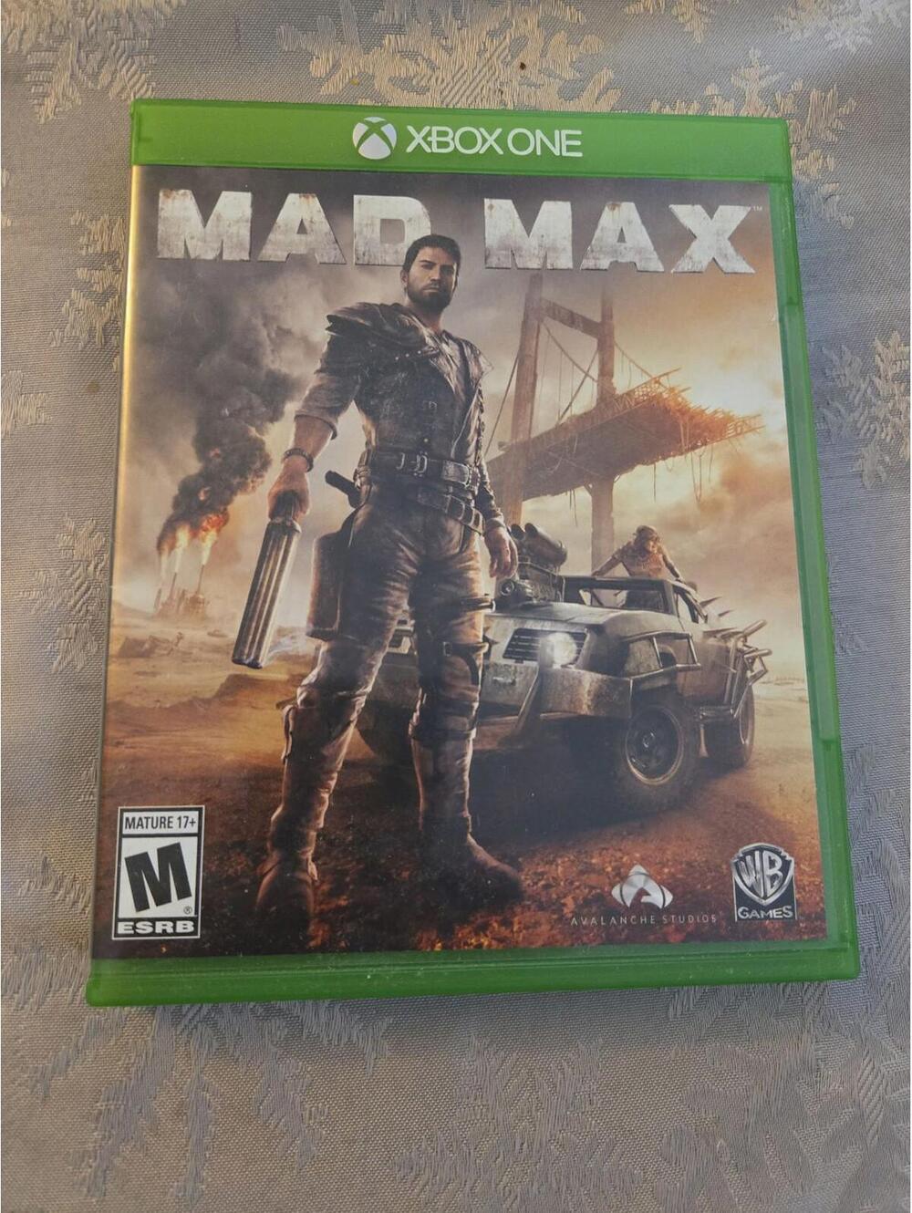 Mad Max - Xbox One Physical Disc with Case and Manual
